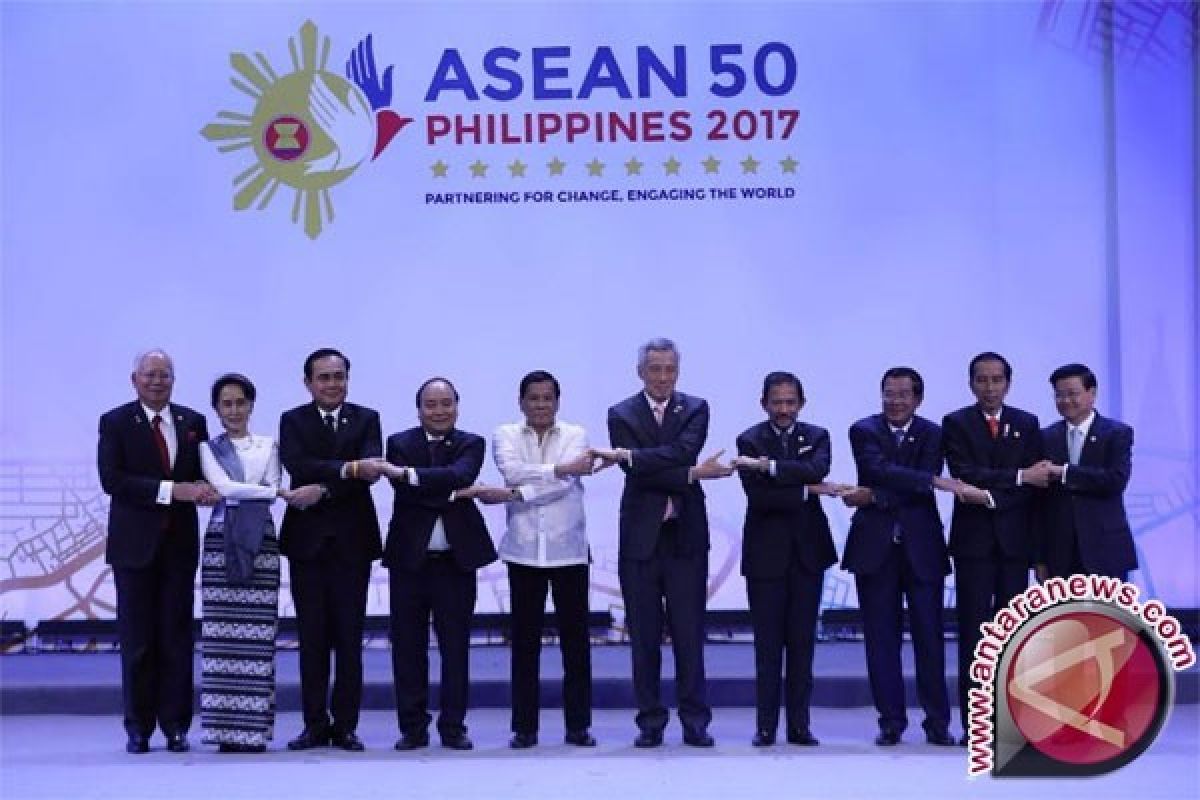 Presiden Jokowi serukan ASEAN sebagai solusi dunia