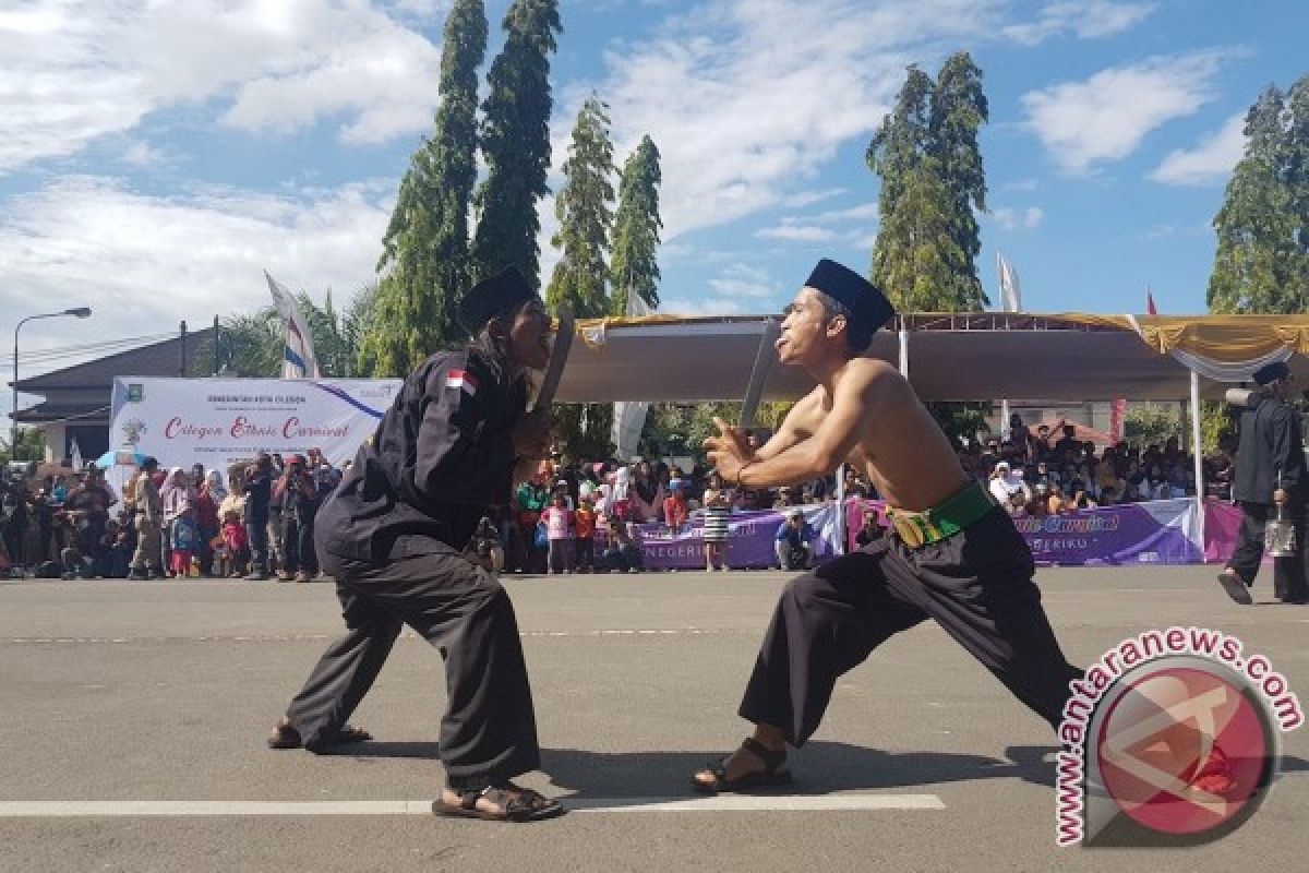 "Cilegon Ethnic Carnival" sampaikan pesan persatuan