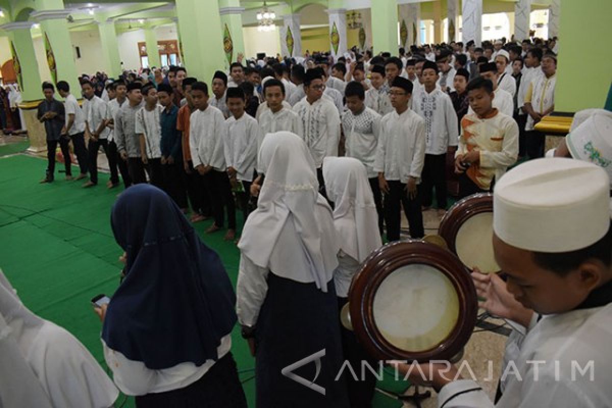 Sarana tak memadai, empat SMP di Madiun-Jatim gelar UNBK gabungan