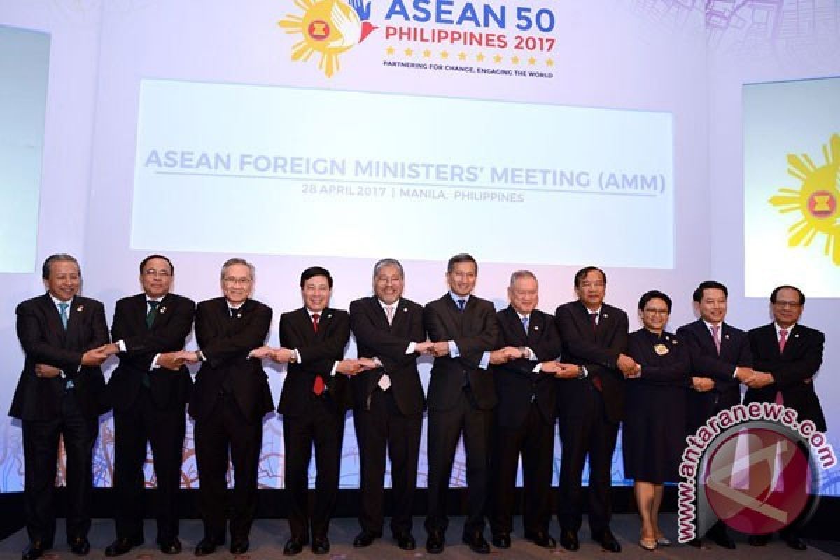 Menlu Se-ASEAN Akan datangi AS Minta Klarifikasi Kebijakan Trump