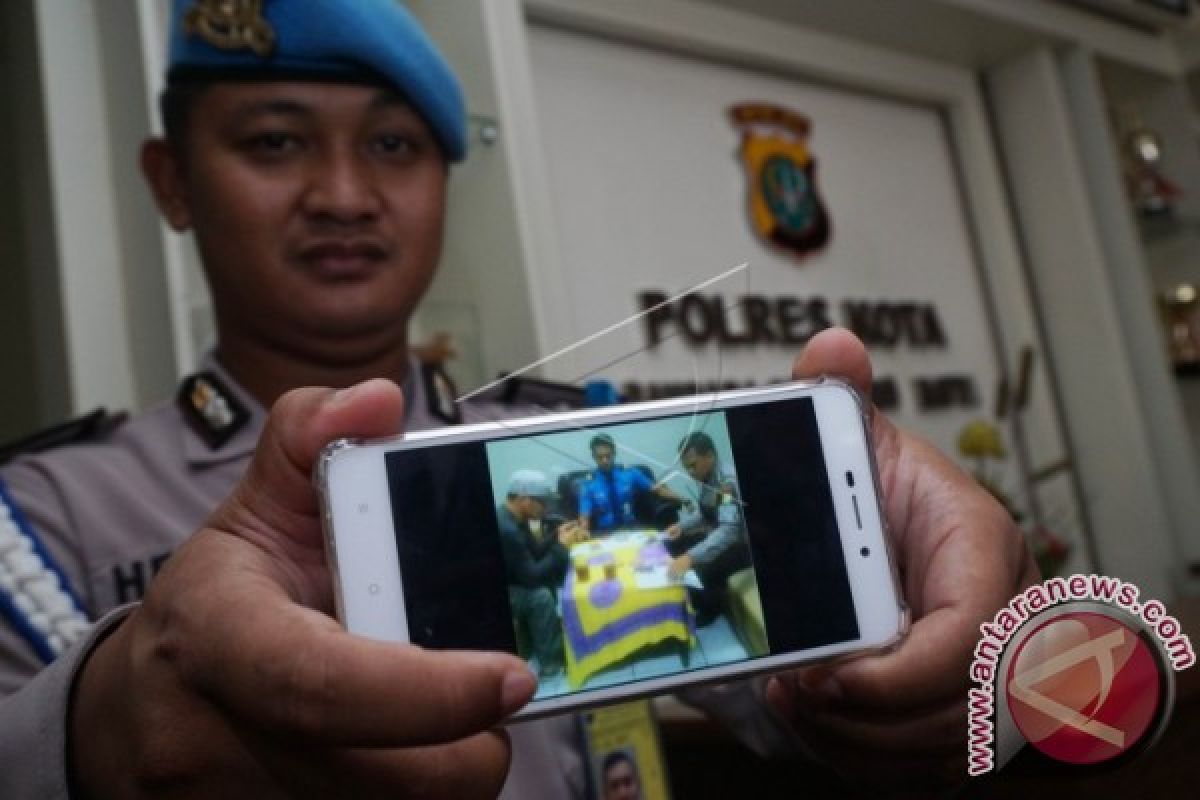 Iwa K Ditangkap di Bandara Soekarno-Hatta karena Bawa Ganja