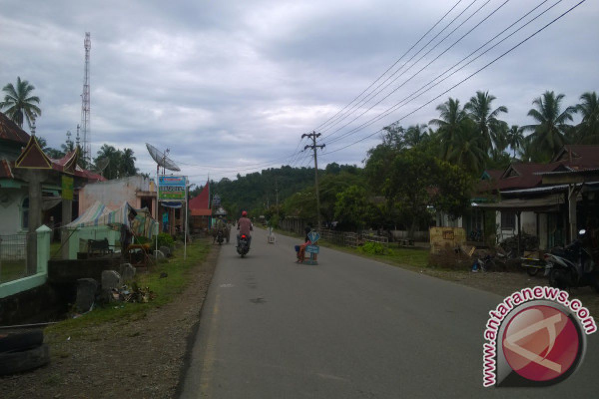 Pemkab Pesisir Selatan Akan Tertibkan Kegiatan Meminta Sumbangan Di Jalan