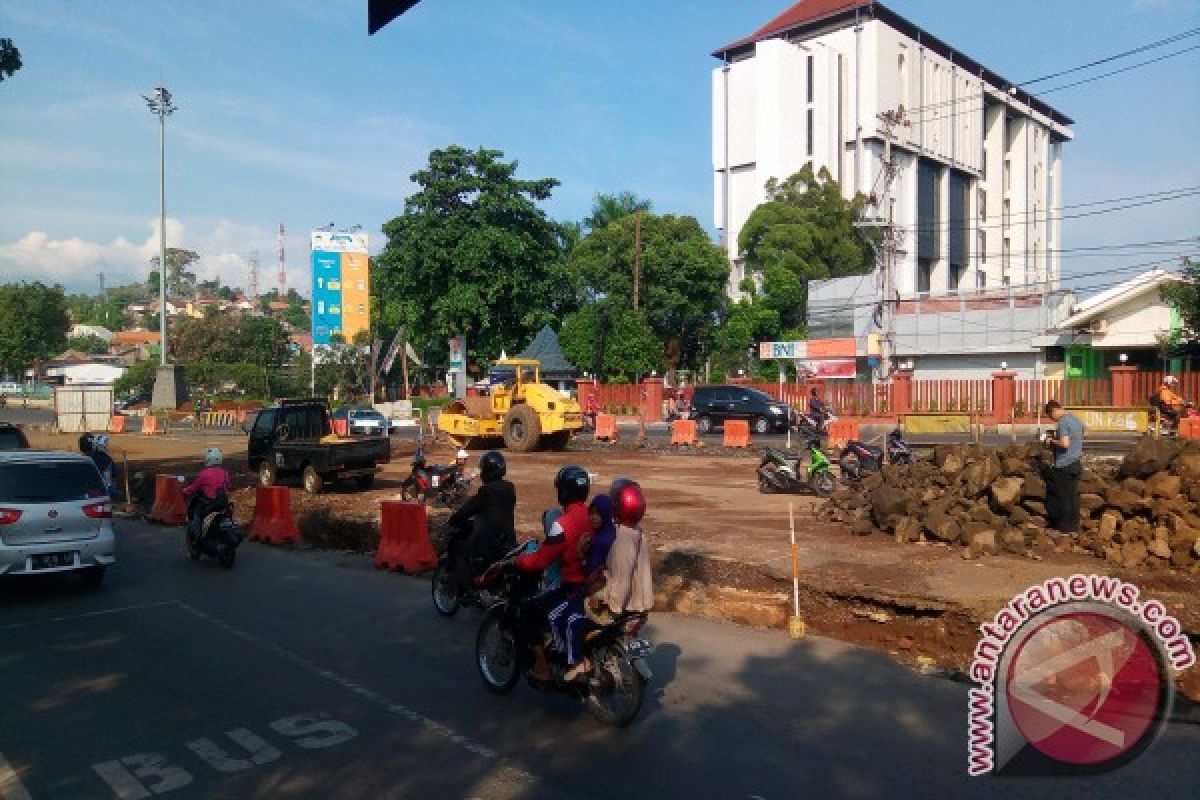 Menteri Basuki tinjau pembangunan Underpass Jatingaleh