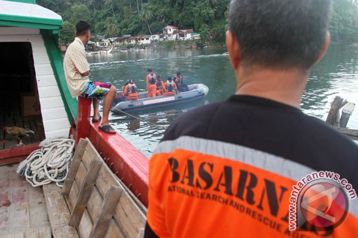 Nelayan hilang di Halmahera Selatan terus dicari Basarnas