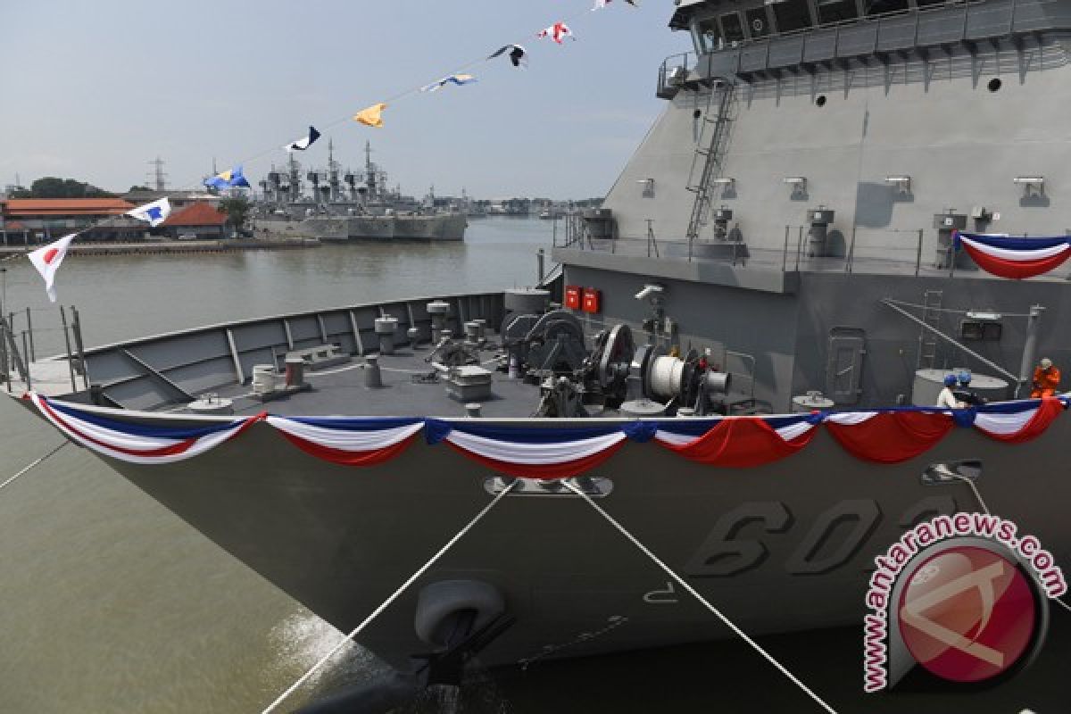 Philippines impressed with Indonesian-made warships