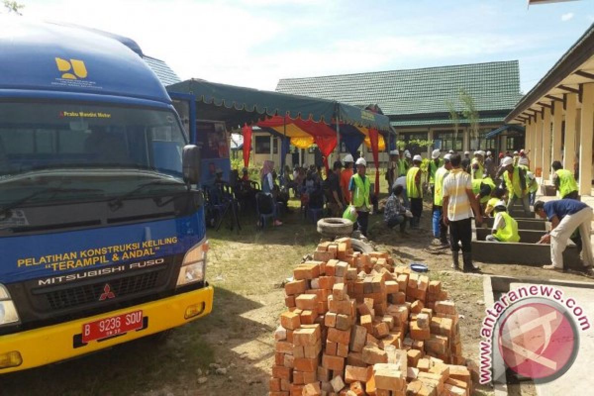 Wajibkan Keterlibatan Tenaga Kerja Lokal--Untuk Pengerjaan Pembangunan Infrastruktur Fisik di Kaltara