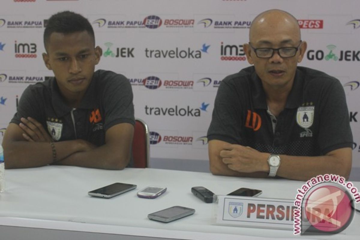 Lestiadi: Persipura harus kerja keras melawan Persib