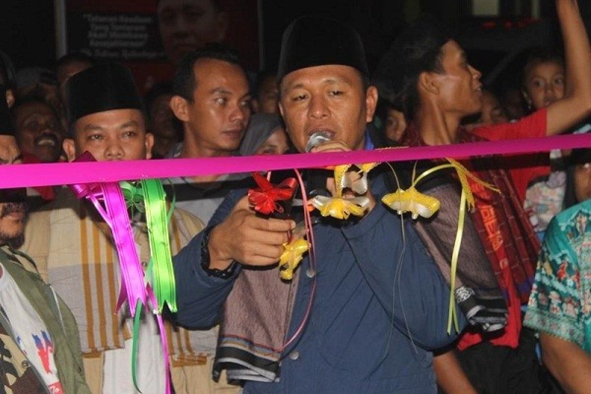 Bupati Mustafa Resmikan Pasar Sambil Ronda