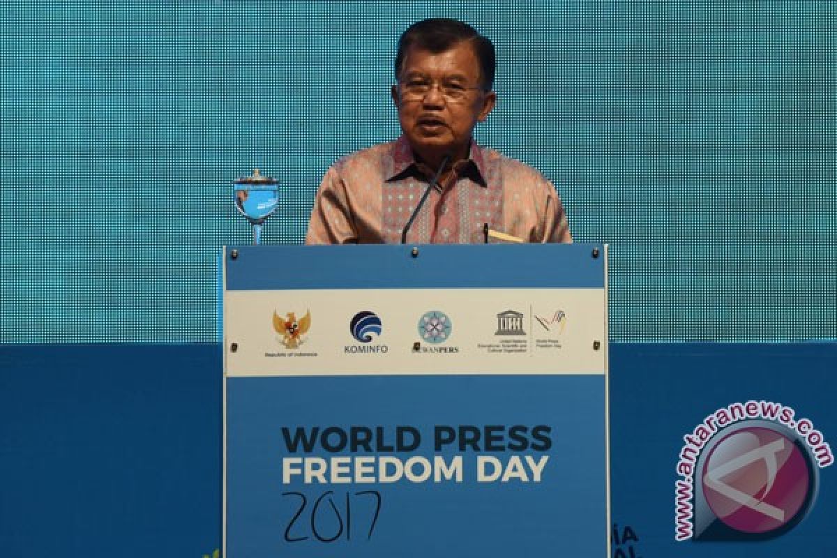 VP Kalla inaugurates commemoration of World Press Freedom Day