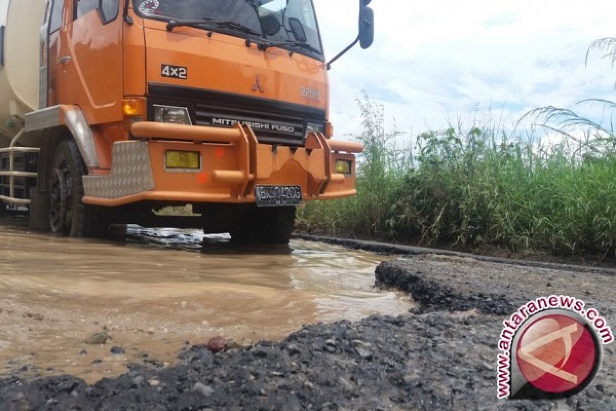 PMII Minta Jalan di Sumut Segera Diperbaiki