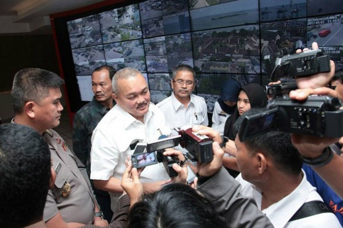 Gubernur Sumsel imbau masyarakat waspada teroris