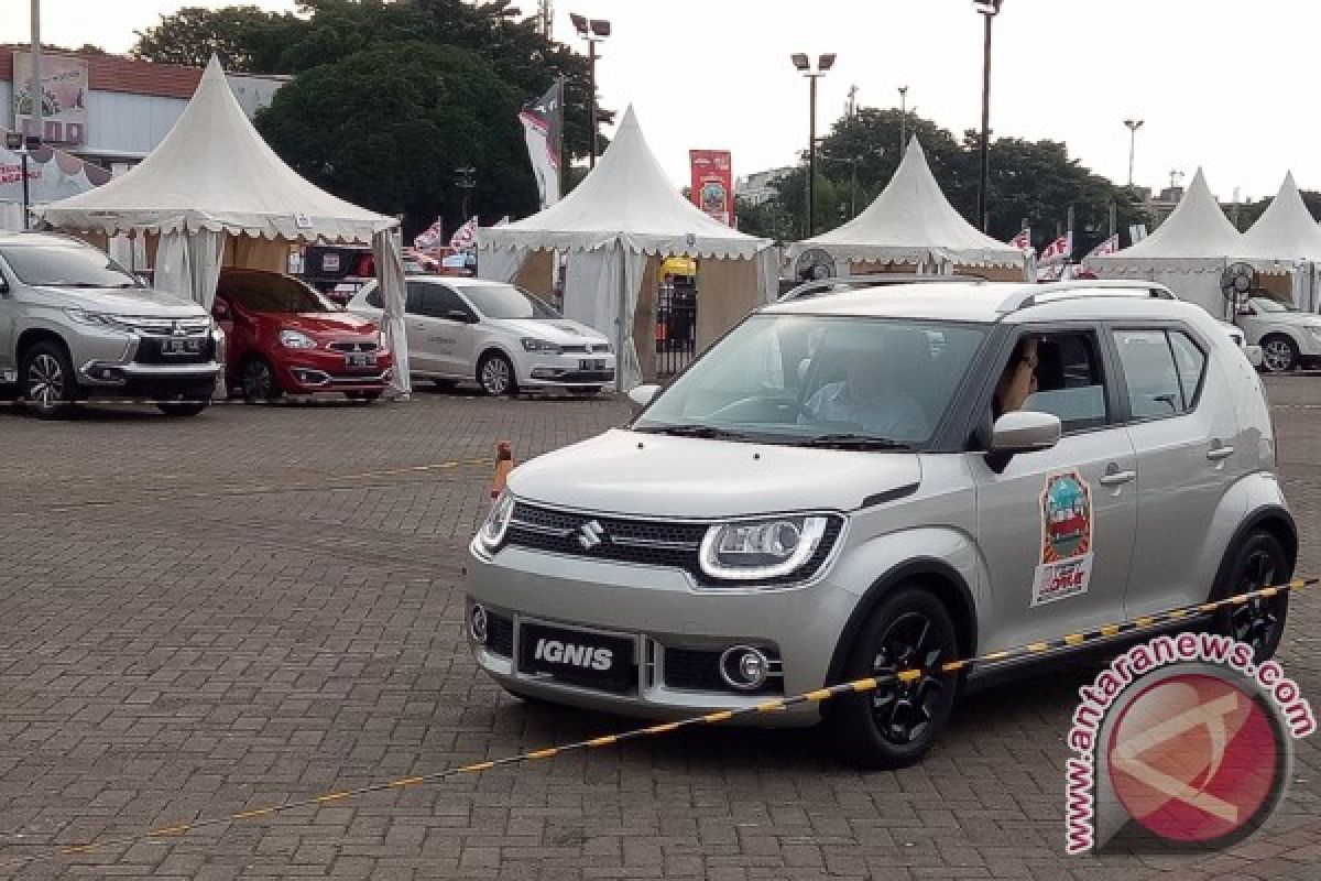 Suzuki Ignis laris dijajal 1.410 pengunjung di IIMS 2017