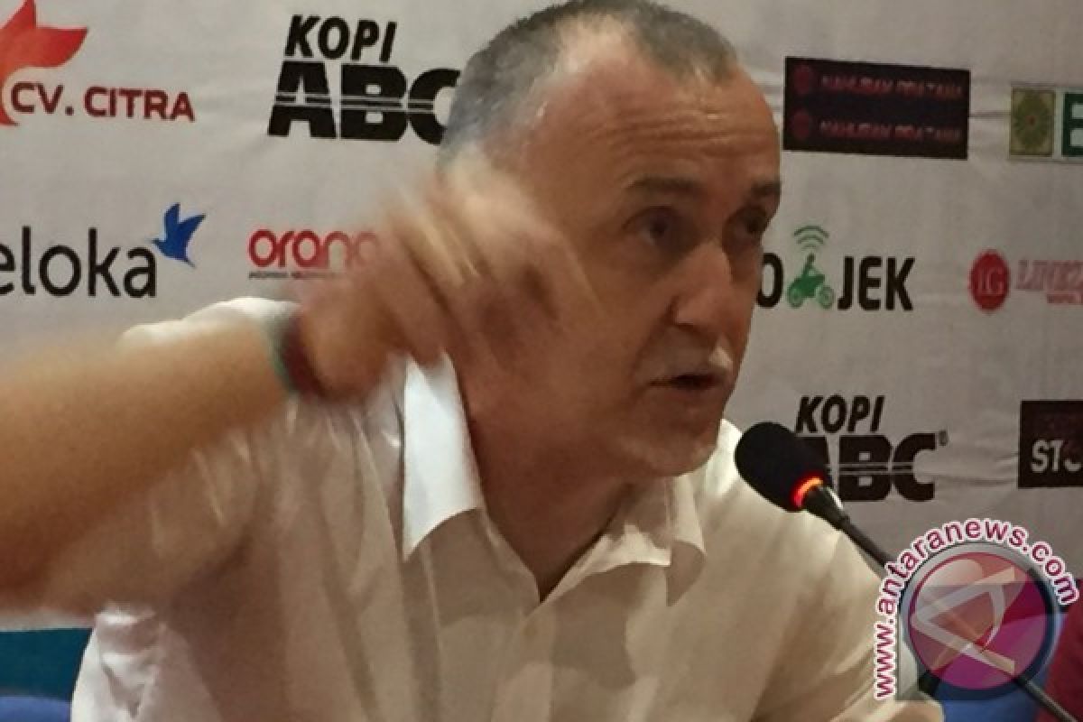 Borneo FC Putus Kontrak Dragan Djukanovic