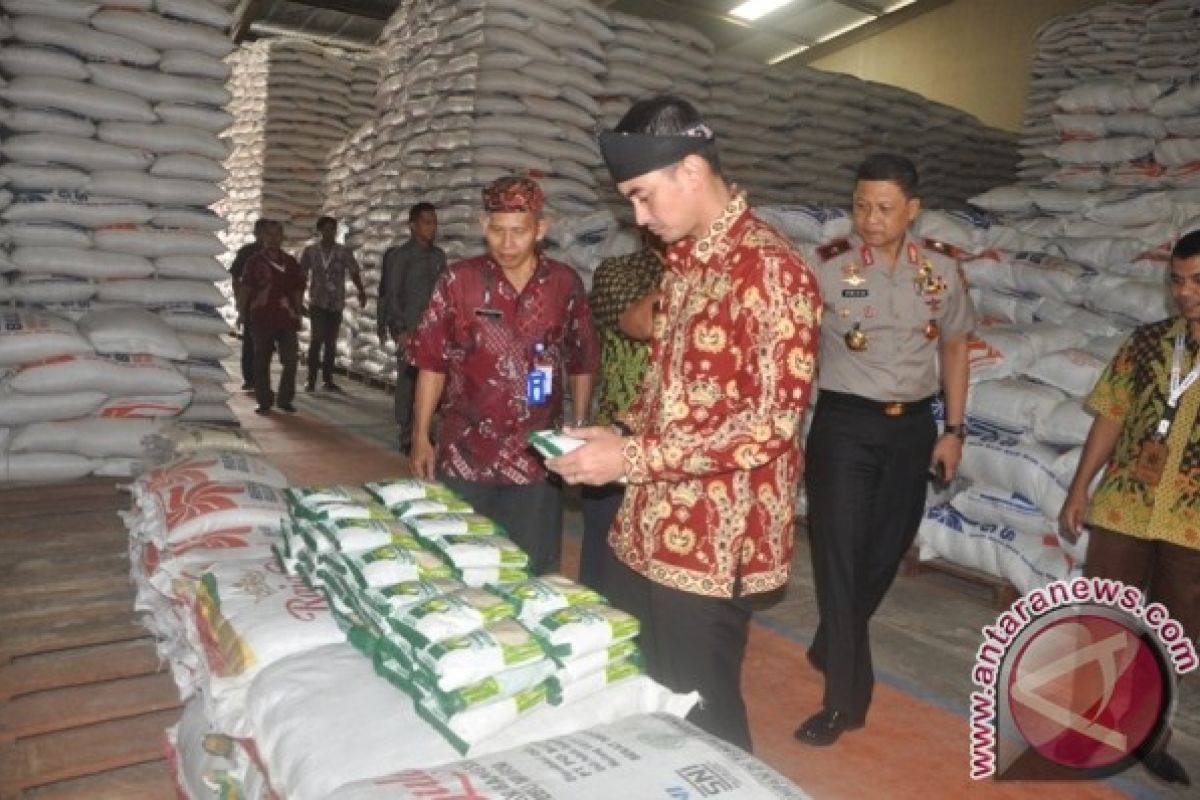 Gubernur: Stok beras-gula di Jambi aman 