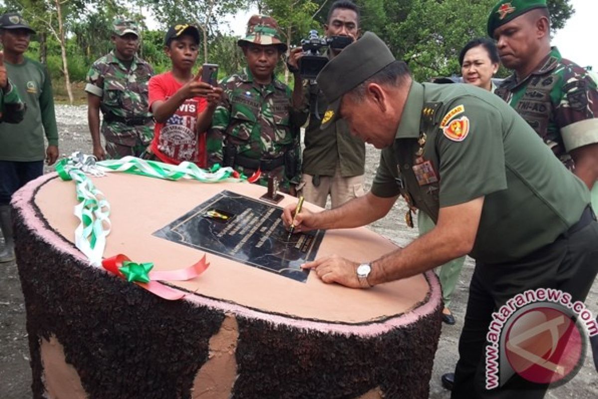 Wakasad resmikan gereja hasil perbaikan Satgas TMMD Kodim 1710/Timika