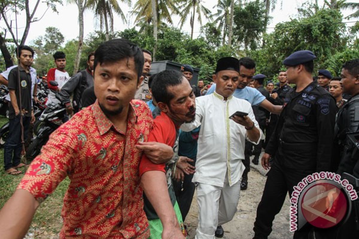 Ratusan tahanan di Pekanbaru kabur, warga ikut mengejar