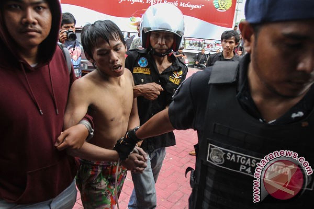 Polisi tangkap 70 tahanan yang kabur dari Rutan Pekanbaru