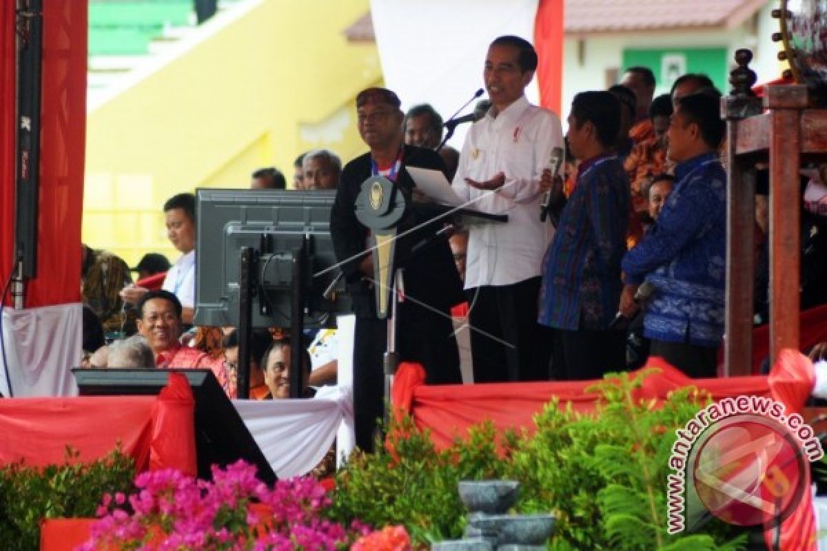 Presiden Jokowi Buka Penas KTNA di Aceh