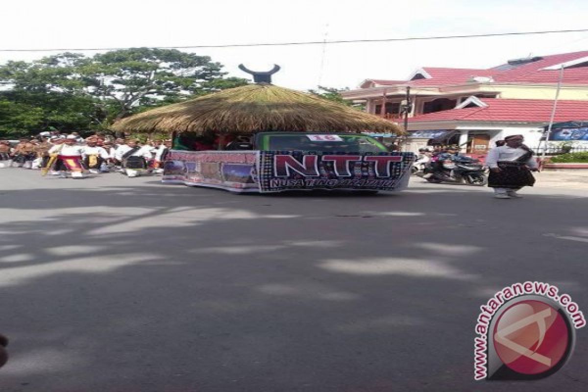 Kendari Gelar Pawai Budaya Nusantara 2017 