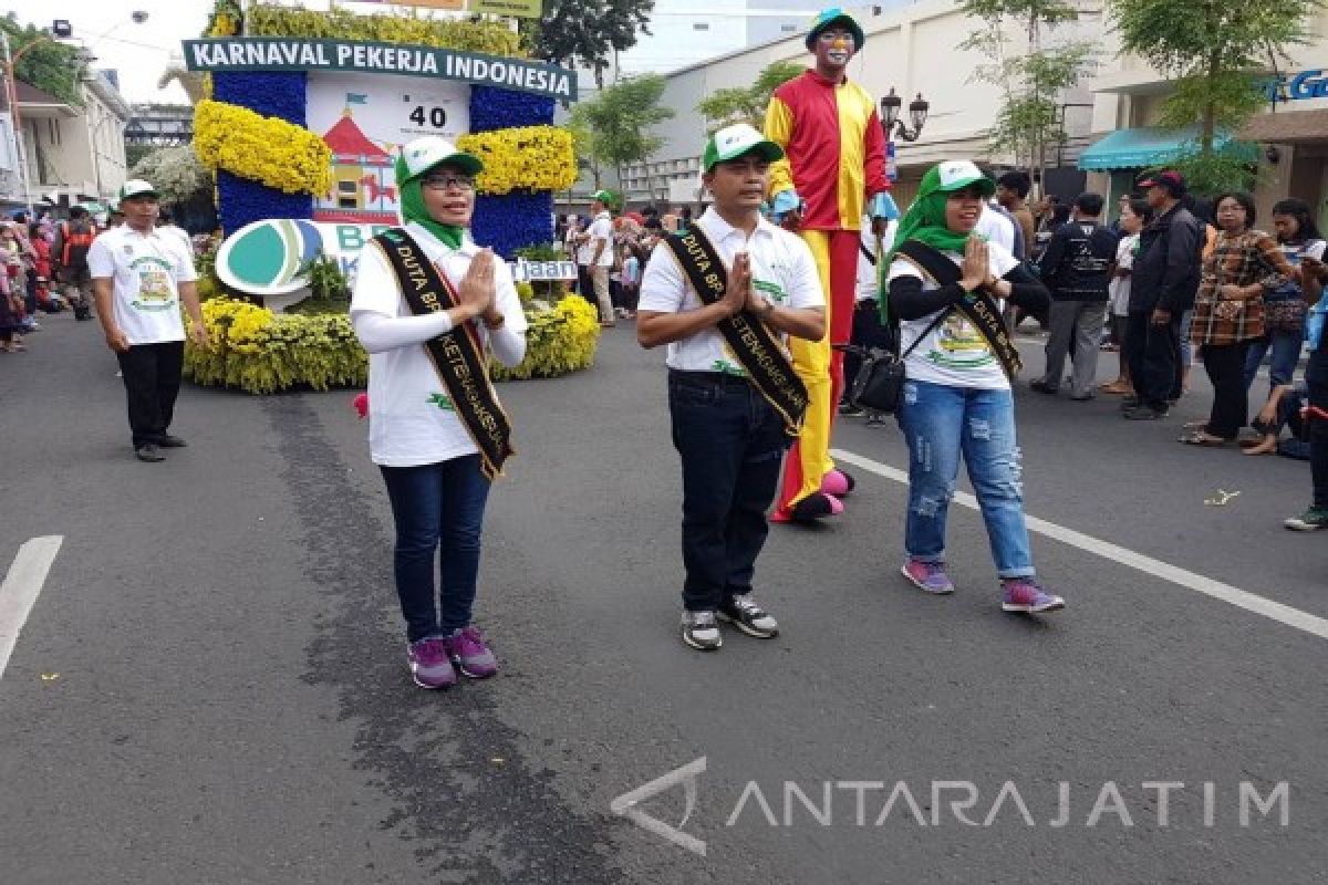 BPJS Ketenagakerjaan Partisipasi Parade Bunga HUT Surabaya