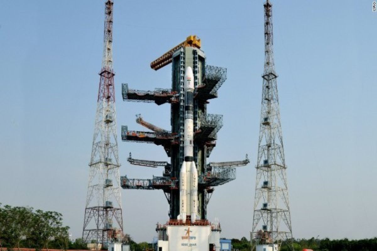 India Luncurkan Satelit Komunikasi  Asia Selatan