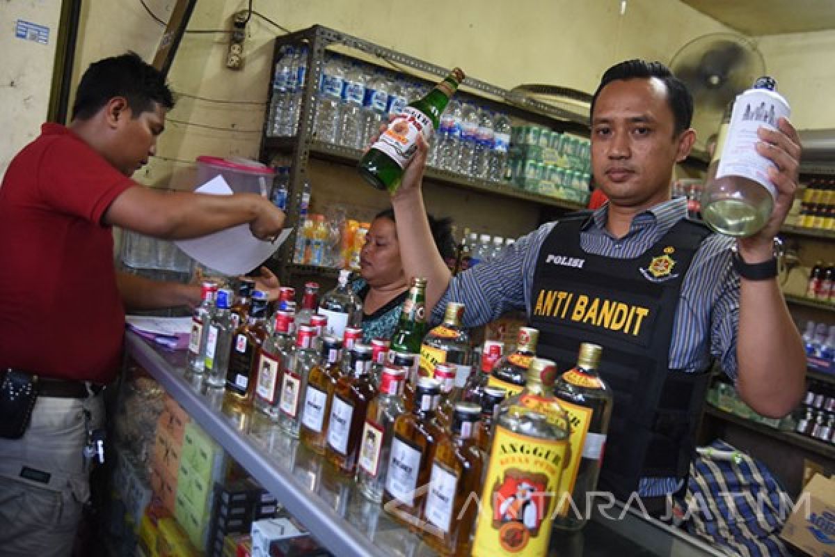 Polresta Madiun Amankan 509 Liter Minuman Keras 