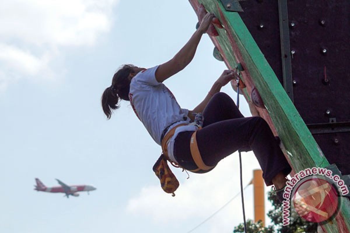 Test event panjat tebing digelar di Cikole