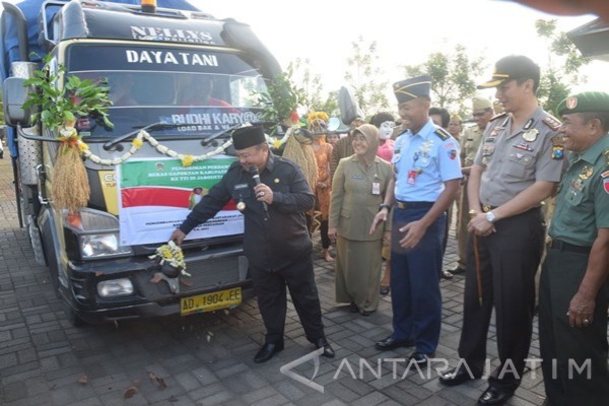 Madiun Kirim Perdana Beras PUPM ke Jabodetabek 