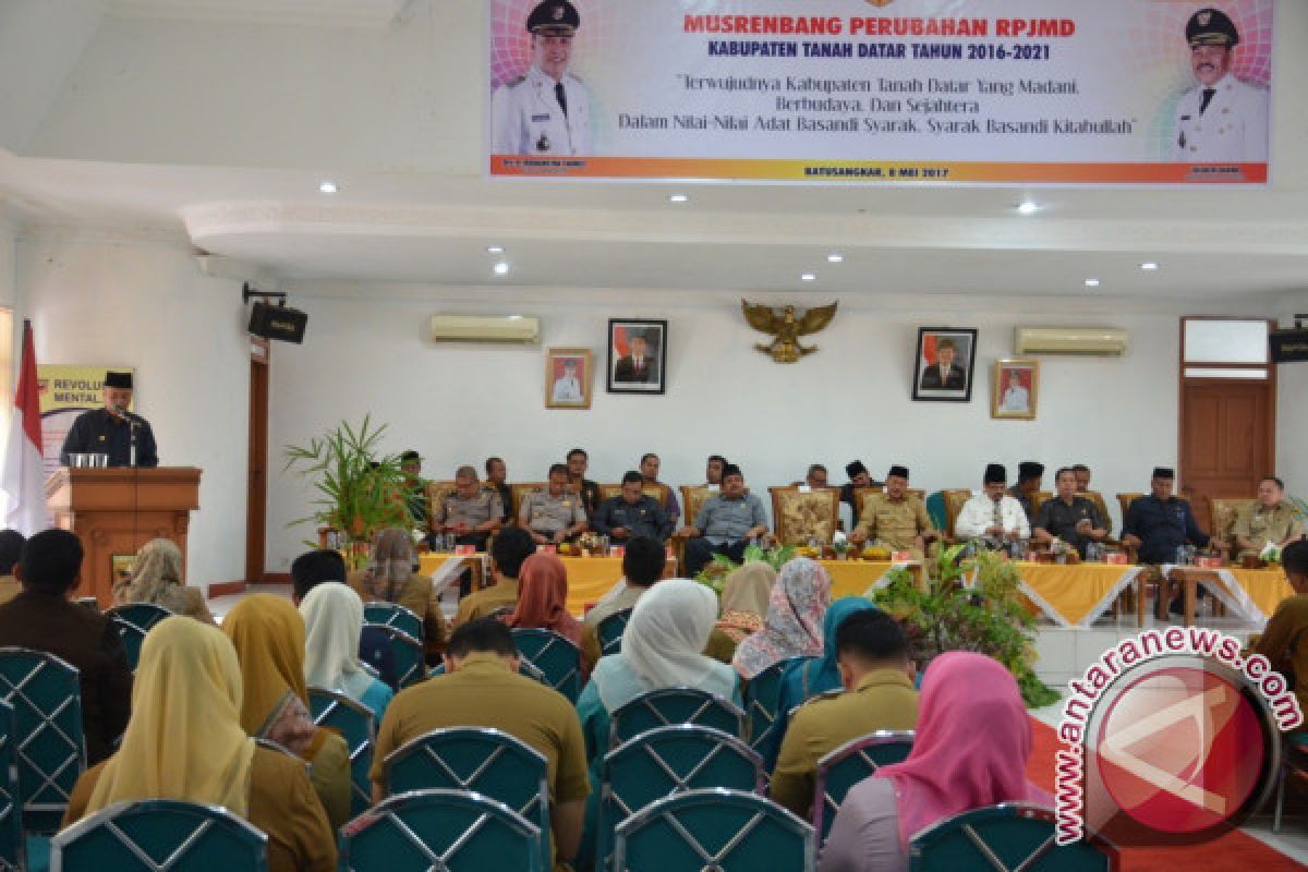 Pemkab Tanah Datar Lakukan Perubahan RPJMD 2016-2021