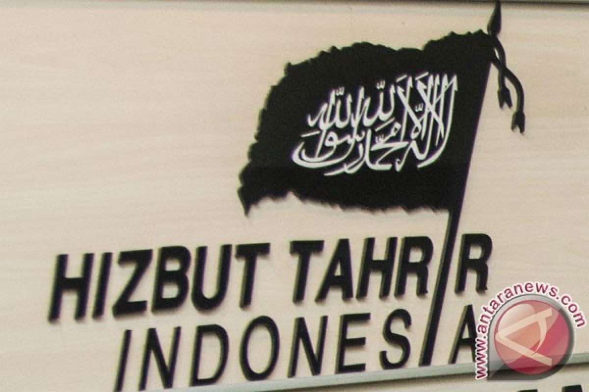 Tabligh akbar HTI di Makassar dibubarkan