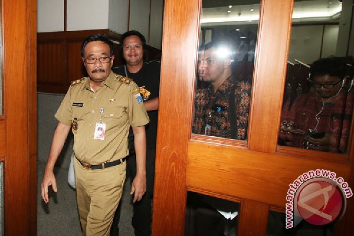 Tertibkan pasar Tanah Abang, Djarot minta PKL hormati pedestarian