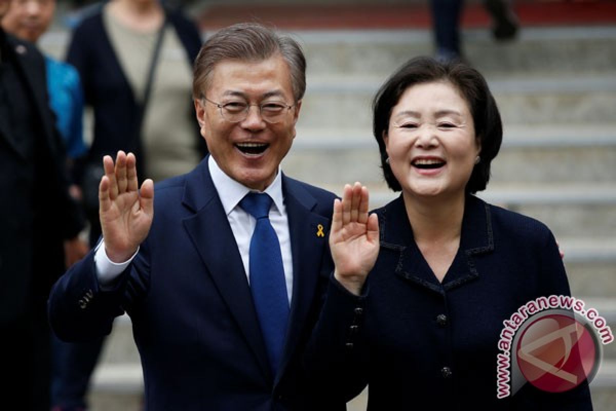 Moon Jae-in dilantik menjadi presiden ke-19 Korea Selatan