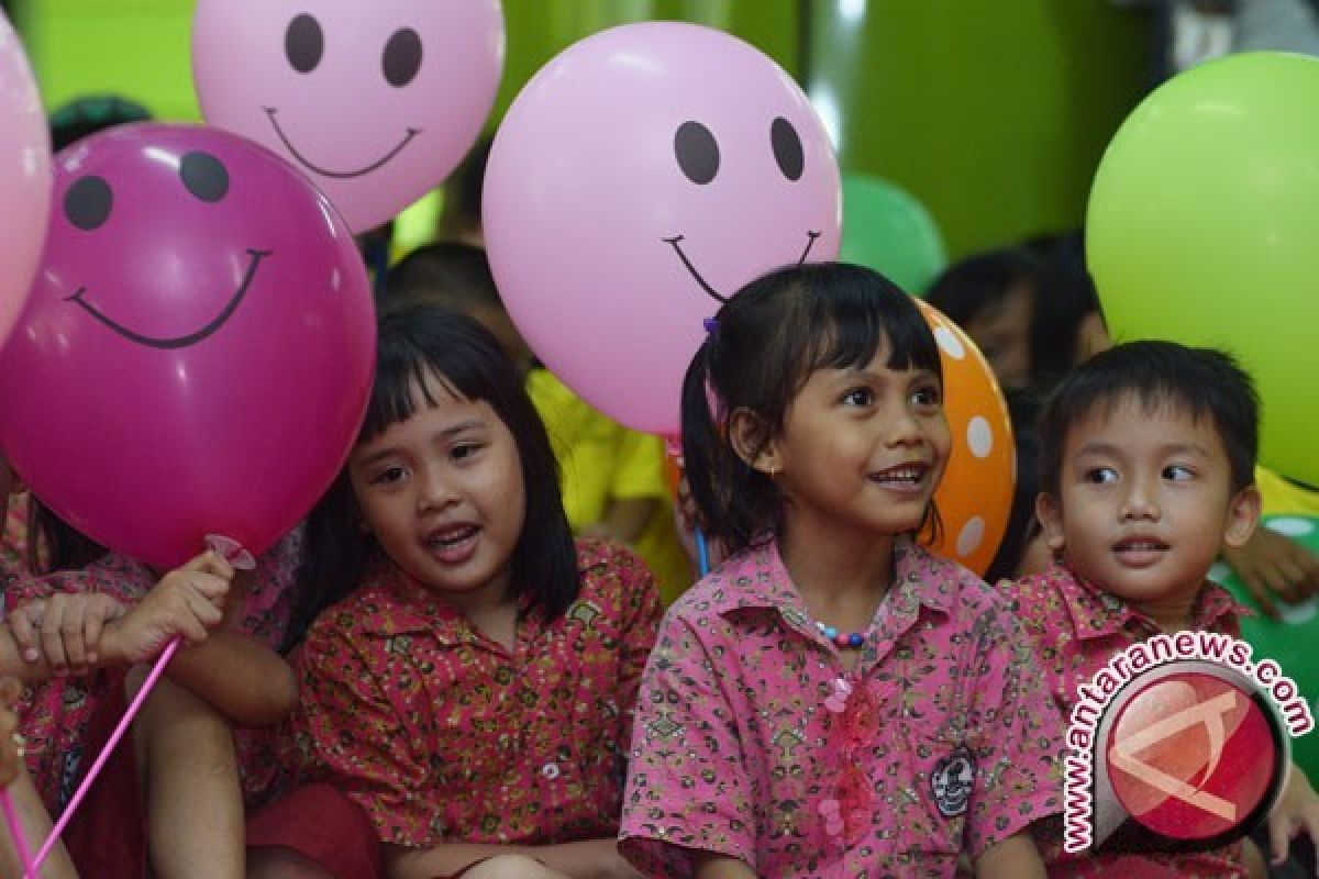 Keren! 217 Guru Mendongengi 1.646 Anak di Festival Kreativitas