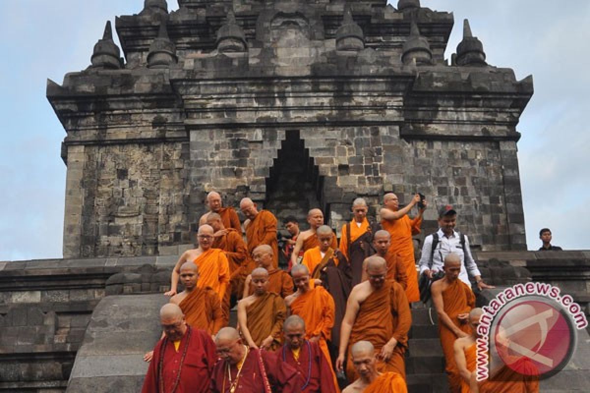 Walubi Buleleng ajak umat pupuk persaudaraan