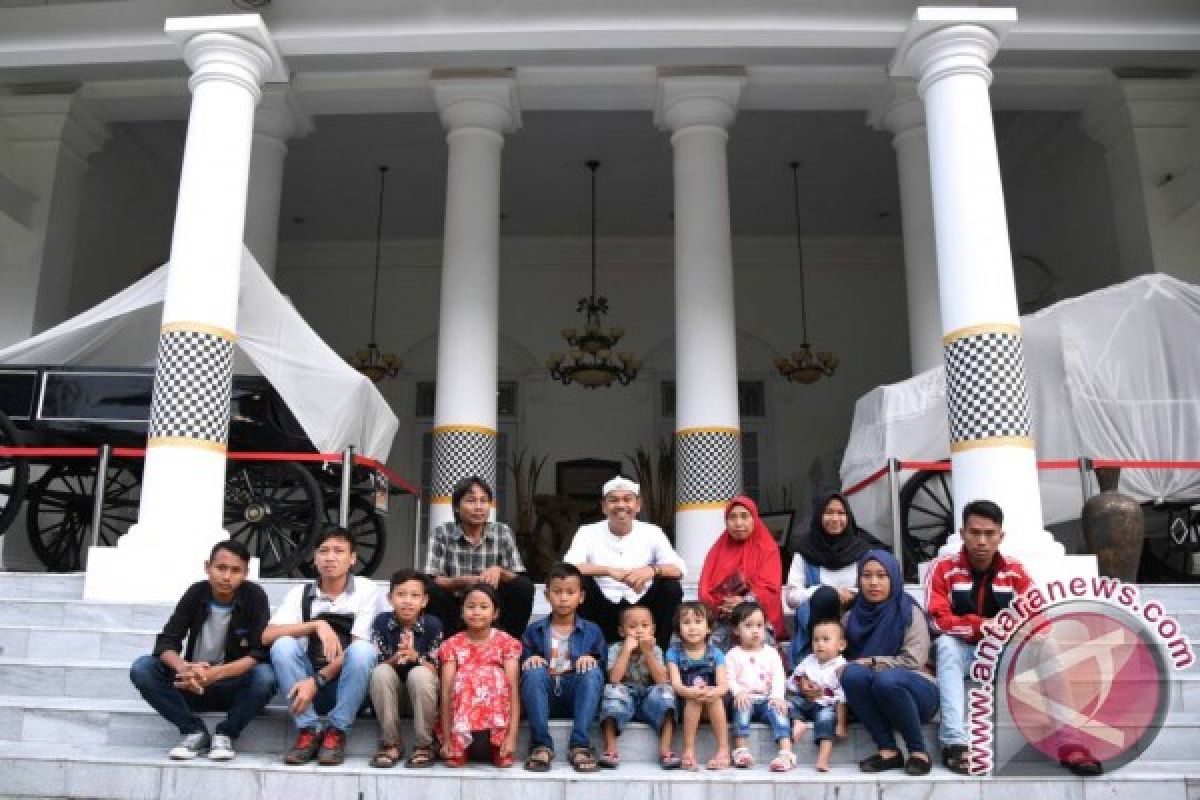 Wow, Pasutri Memiliki 13 Anak Tinggal Di Kontrakan 