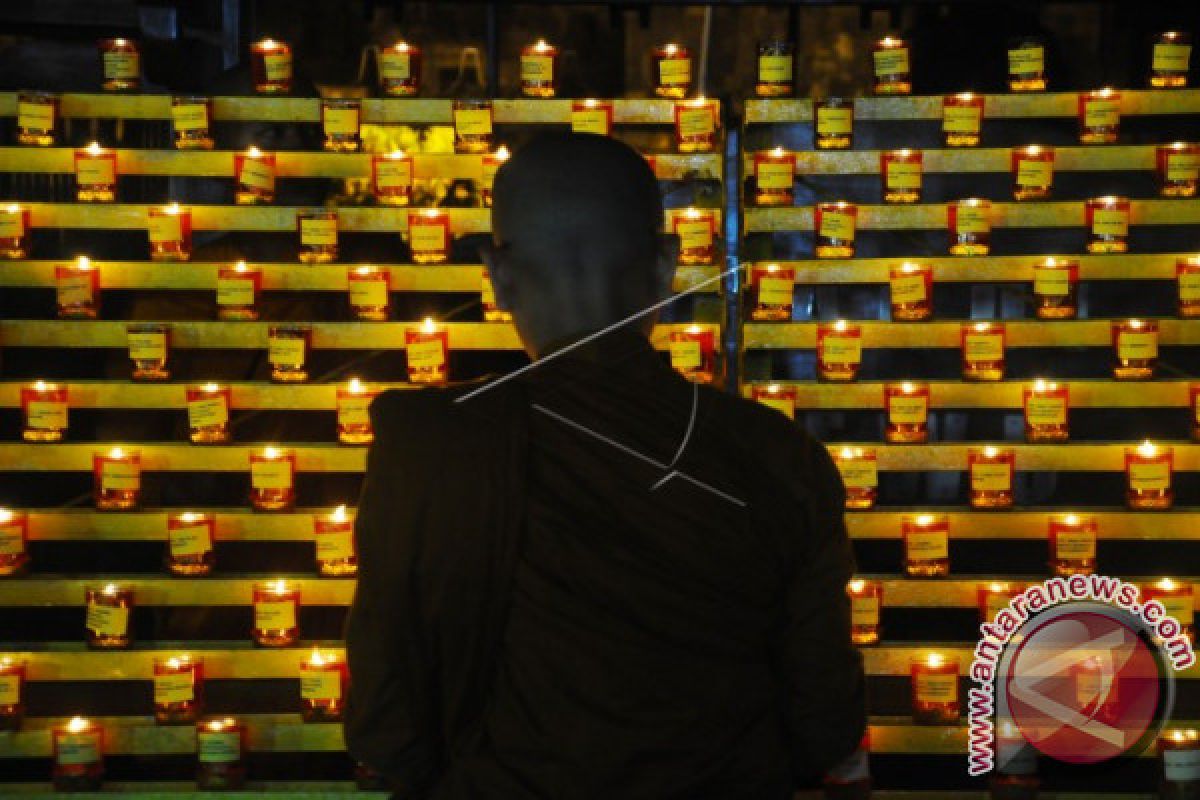 Perayaan Waisak, Seribu Lampion Diterbangkan di Percandian Muarojambi