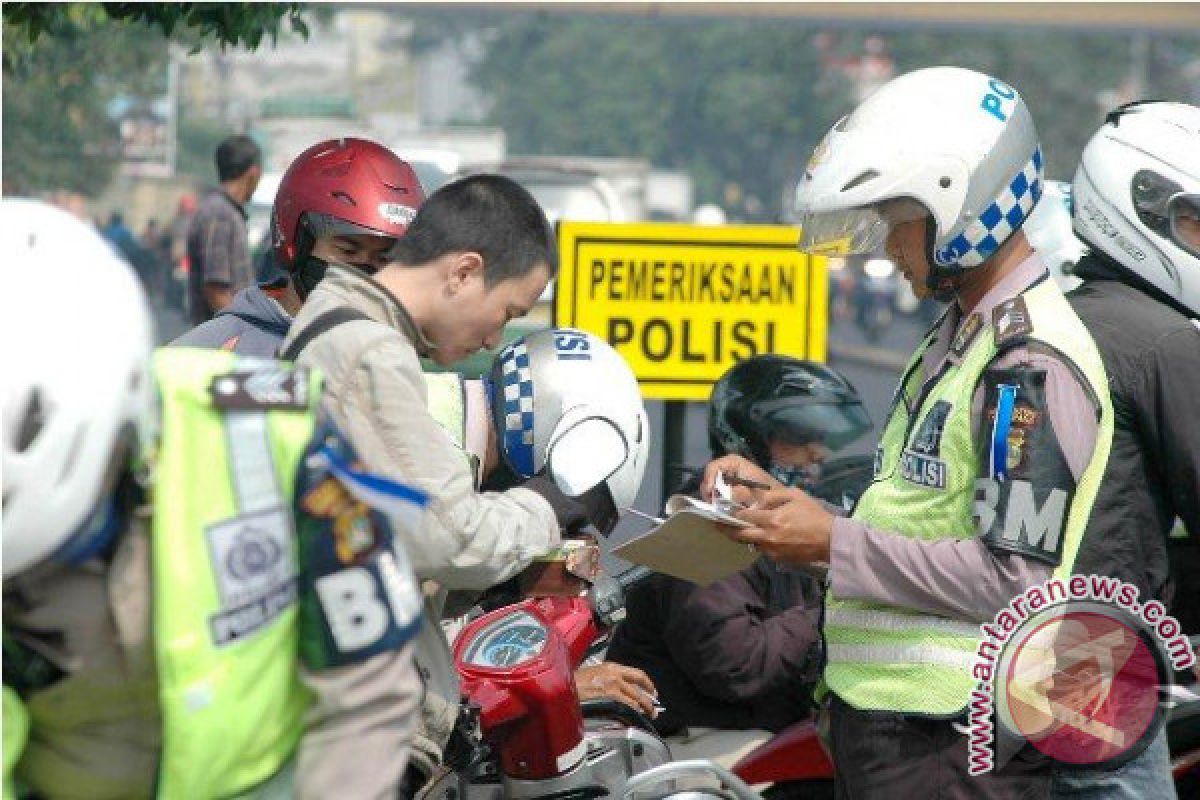 Operasi Patuh di Pasaman Tilang 52 Kendaraan