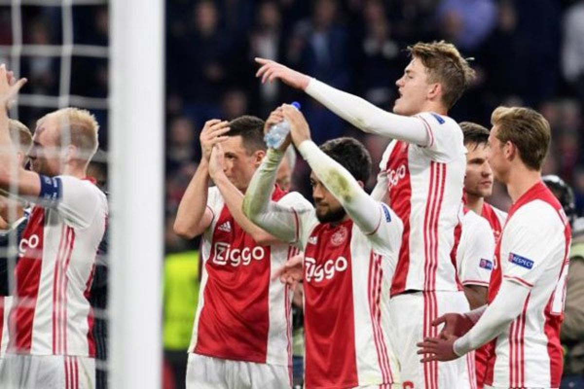 Ajax tersingkir sementara Befica tundukkan Fenerbahce