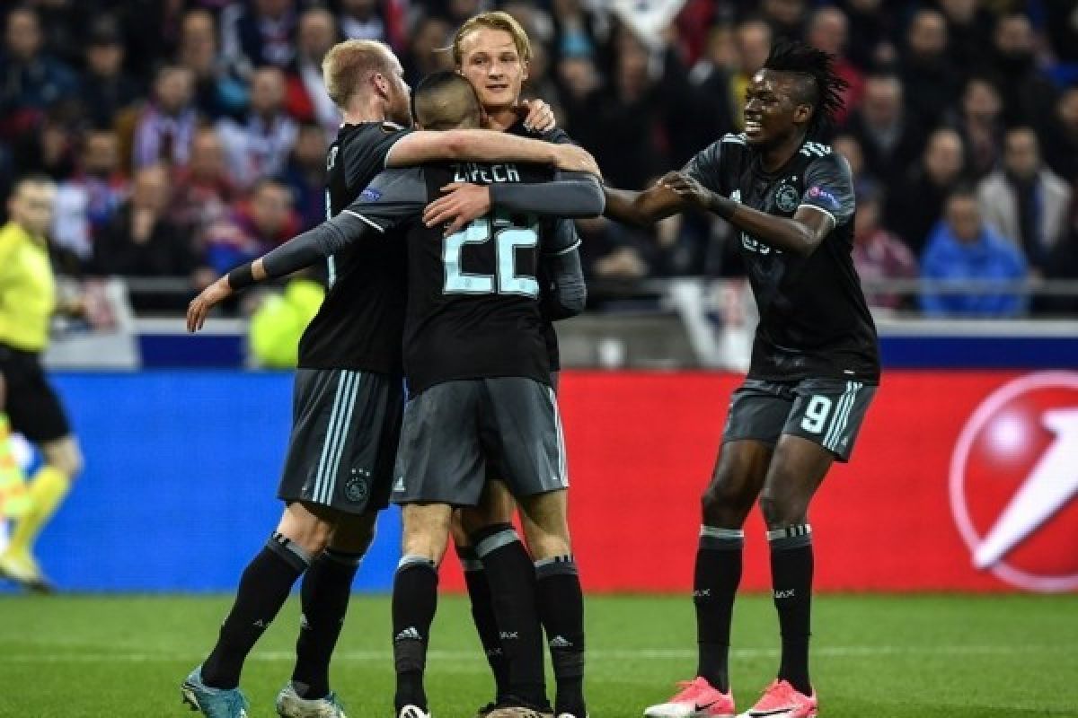 Ajax Tantang MU di Final Liga Europa Usai Singkirkan Lyon