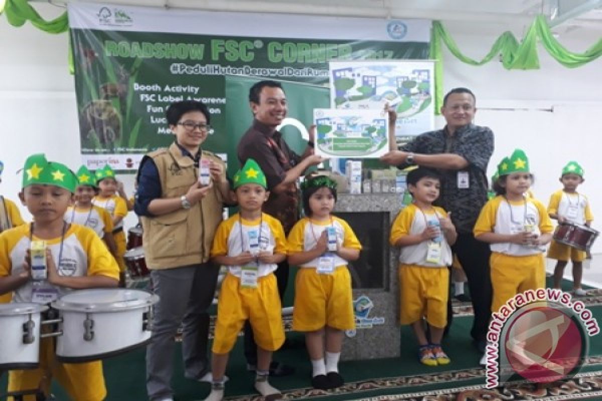 FSC Ajak Konsumen Peduli Hutan