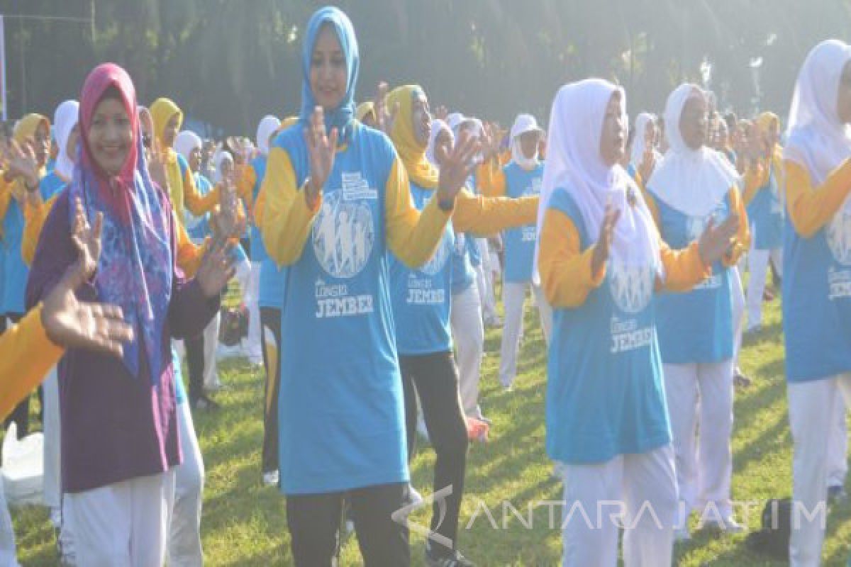 Bupati Jember Berharap Lansia Berperan dalam Pembangunan Daerah