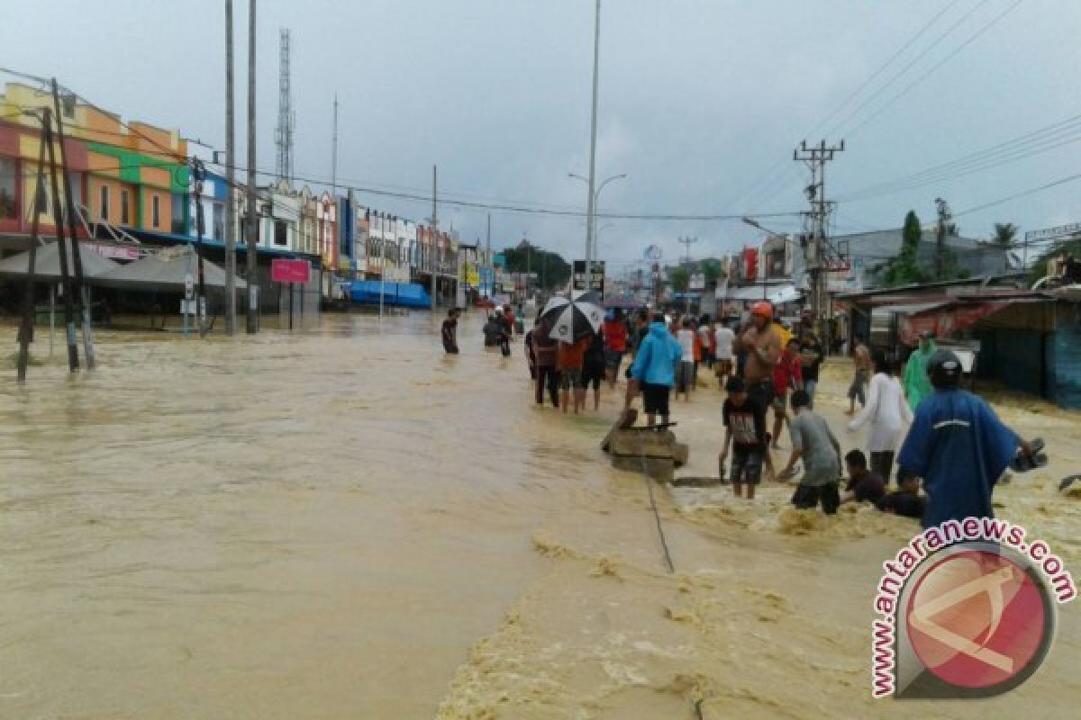 Warga Wanggu Kendari Cemas Hujan Berkepanjangan 