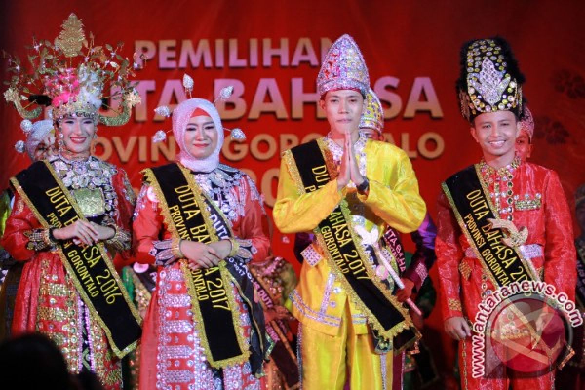 Ibas-Dahlia Duta Bahasa Provinsi Gorontalo 2017 