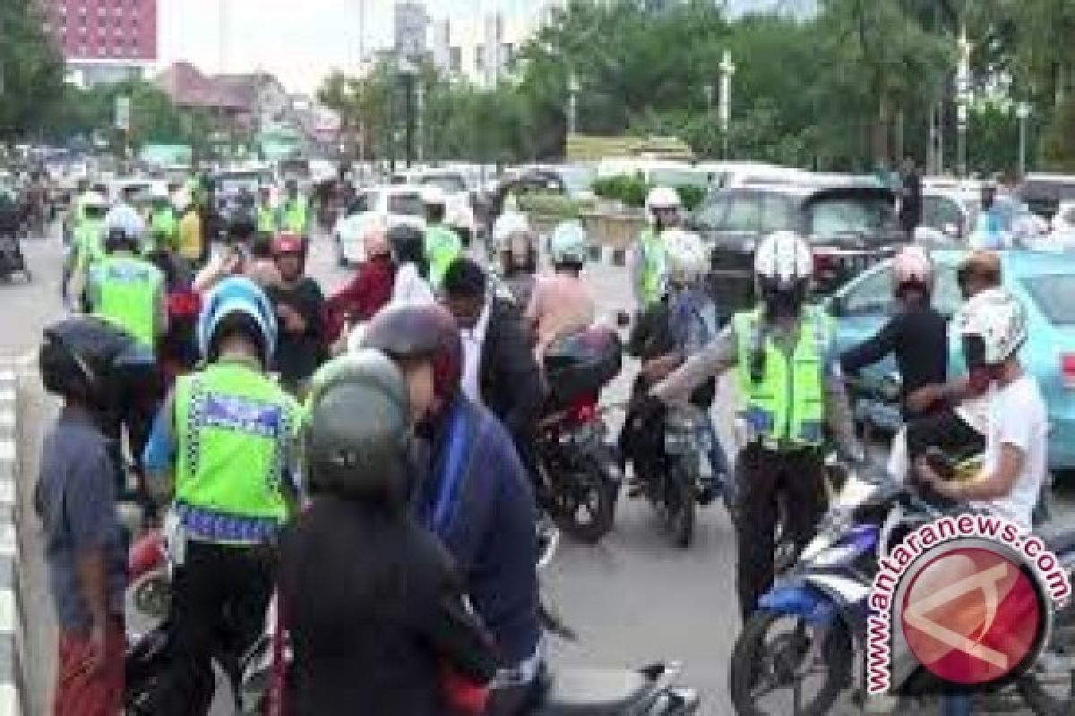 Operasi Patuh Polres Baubau Jaring 200 Pelanggaran 