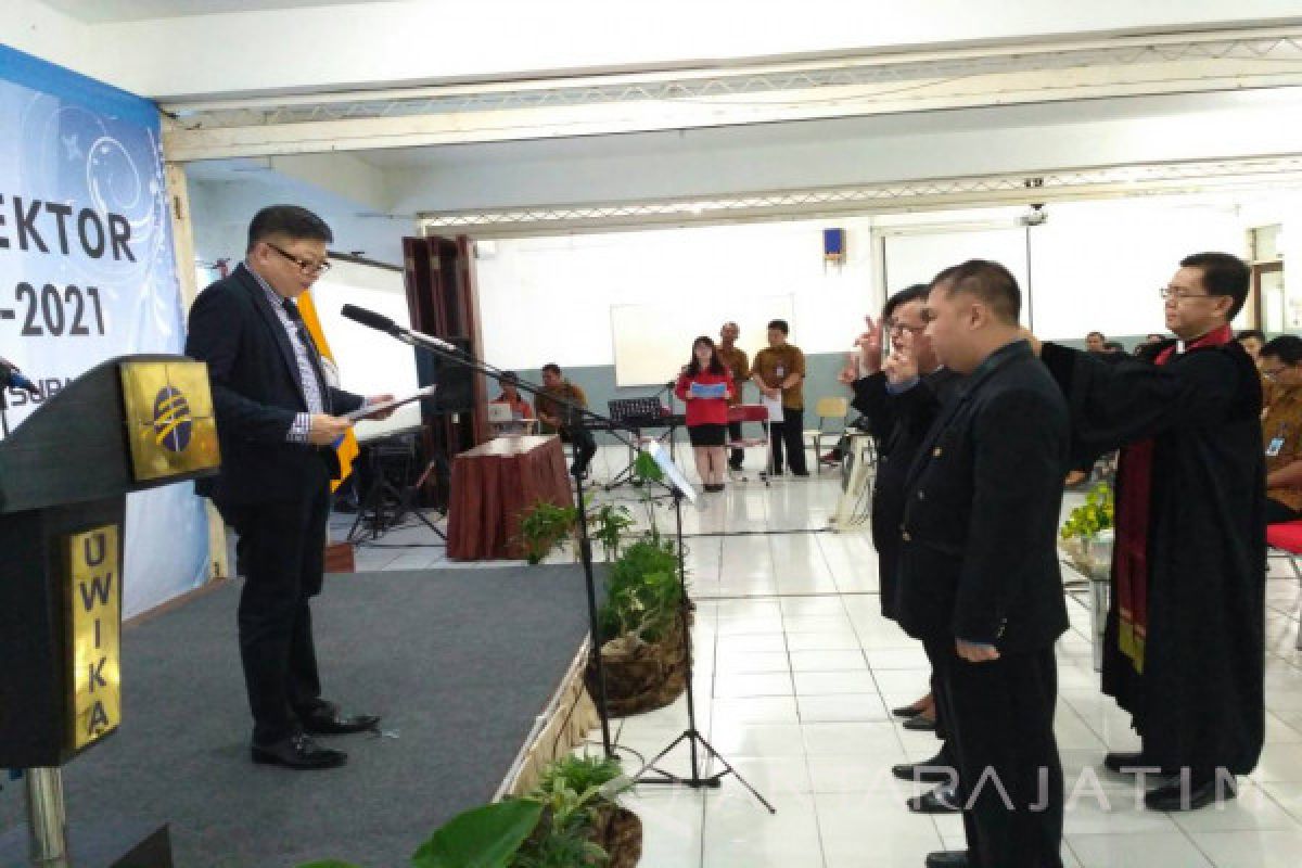 Murpin Josua Sembiring Kembali Jabat Rektor Uwika