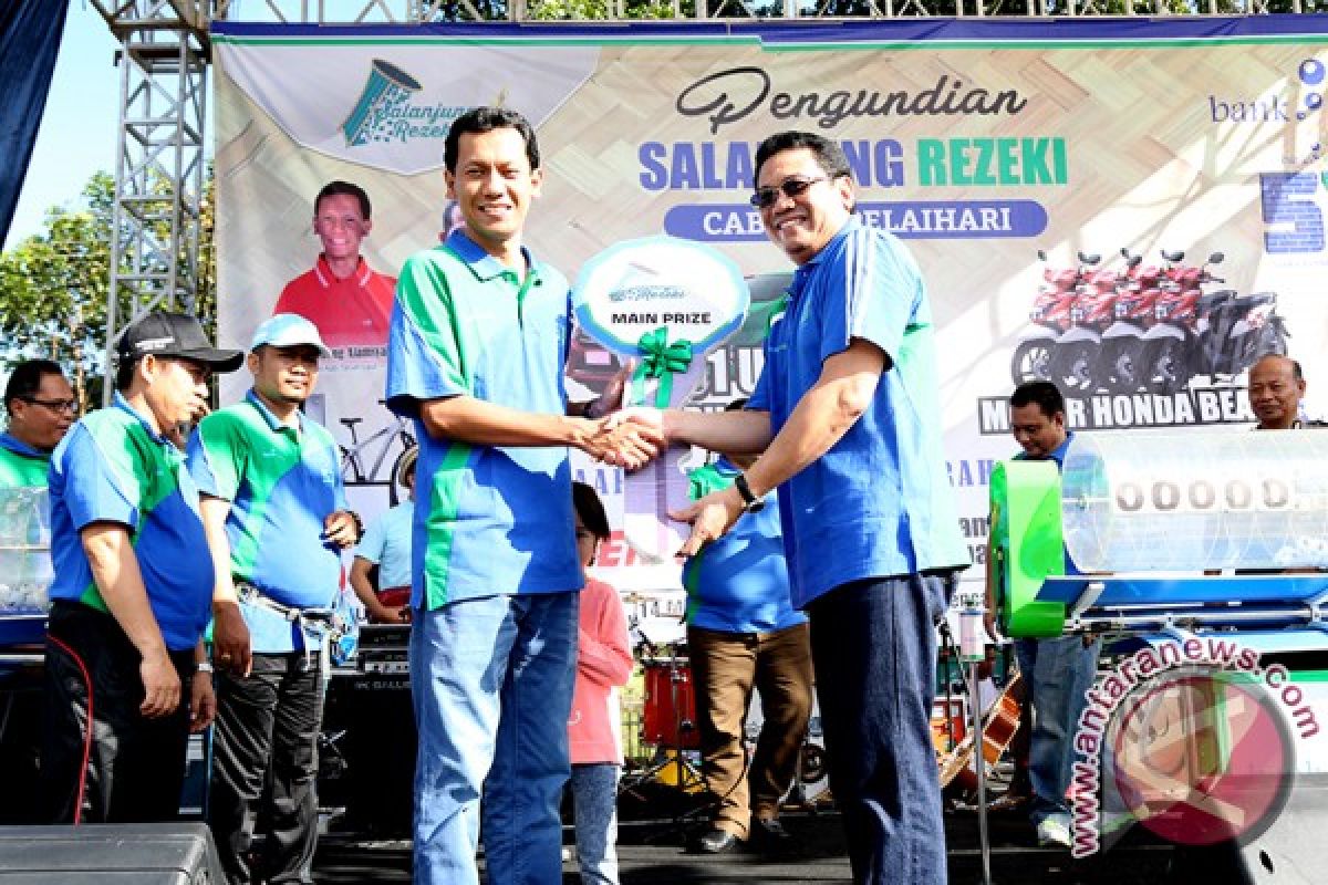 Bupati Hadiri  Penarikan Salanjung Rejeki Bank Kalsel 