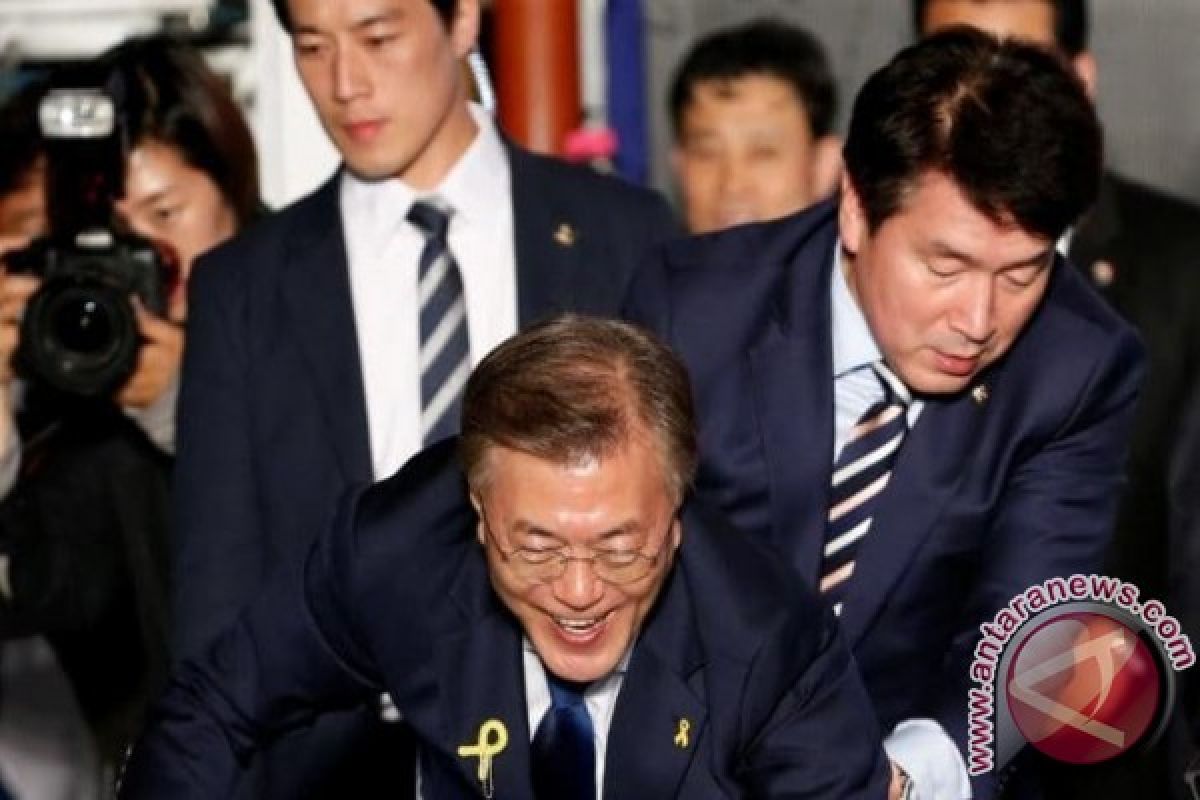 Choi Young-jae, Ajudan Tampan Presiden Baru Korsel Yang Viral di Medsos