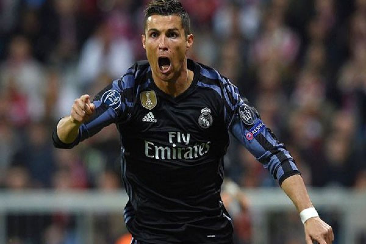 Ronaldo Cetak Gol ke-400 untuk Real Madrid