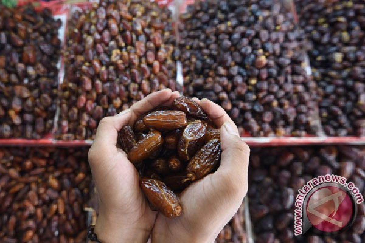 Menu Ramadhan - Kurma goreng keju