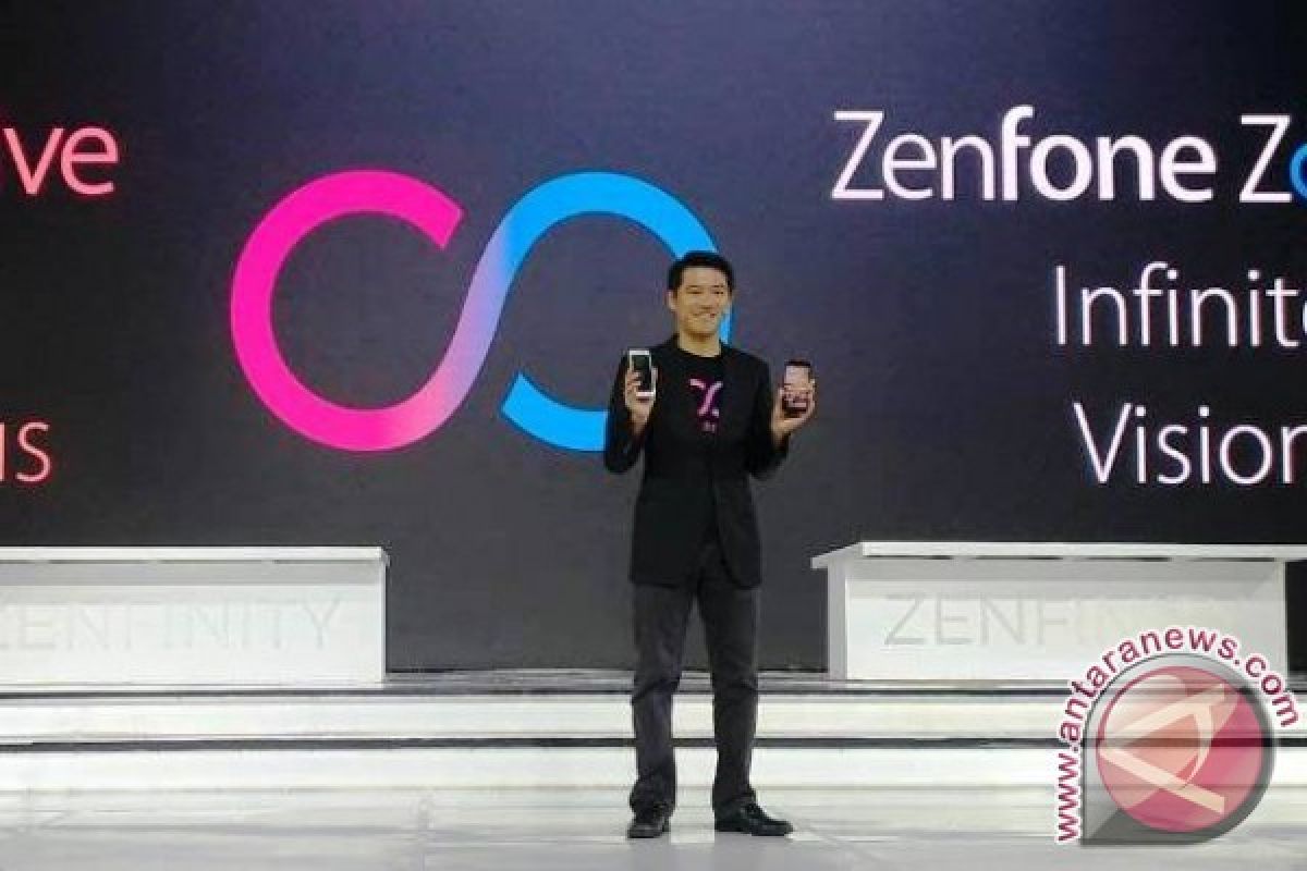 ASUS ZenFone Zoom S smartphone kamera ganda diluncurkan
